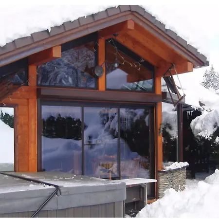 샬레 Spacious With Garden