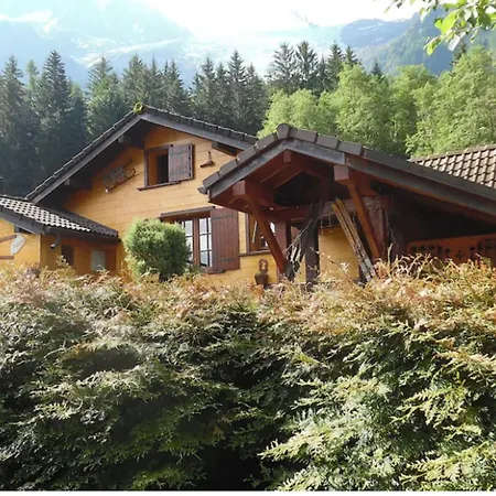 샬레 Spacious With Garden